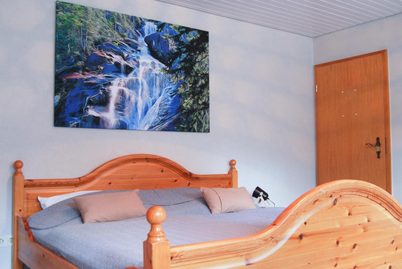Gaestehaus An Der Moseltherme Traben-Trarbach Esterno foto